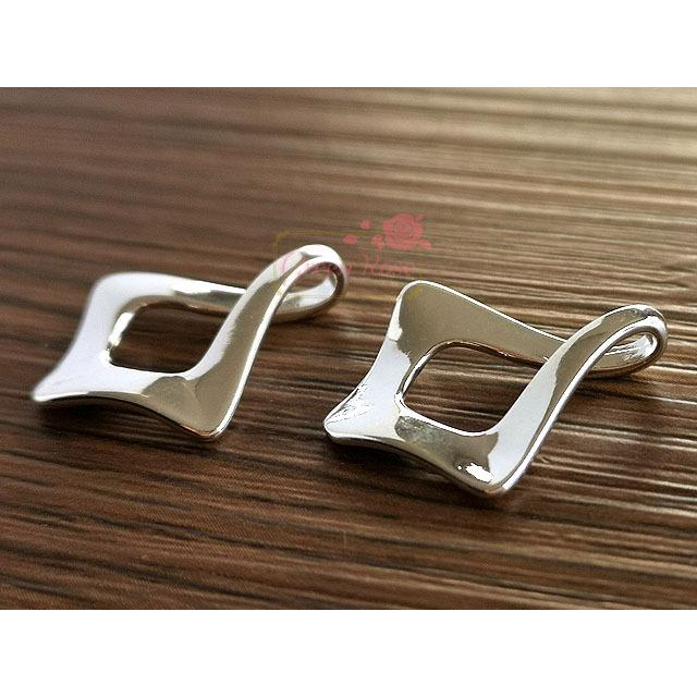 金属チャーム ひし形 シルバー 約20mm 2個 2112 j6-4780