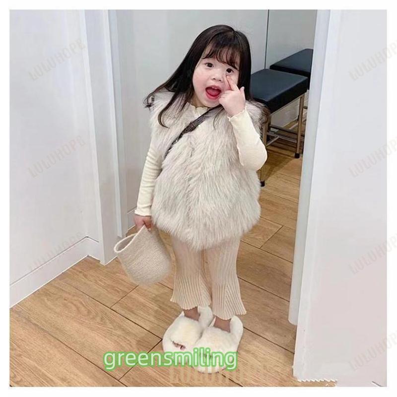 ベスト 冬 ノースリーブ ショート丈 ふわふわ ファージャケット V