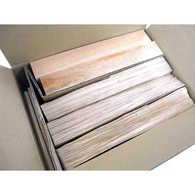 富士蒲板 下関の小割り薪 針葉樹・広葉樹 Hybrid 木っくん  燃料用木材 小割り 杉 カシ クヌギ ナラ シイ 天日干し乾燥 乾燥炉 国産 | UNIFLAME | 01