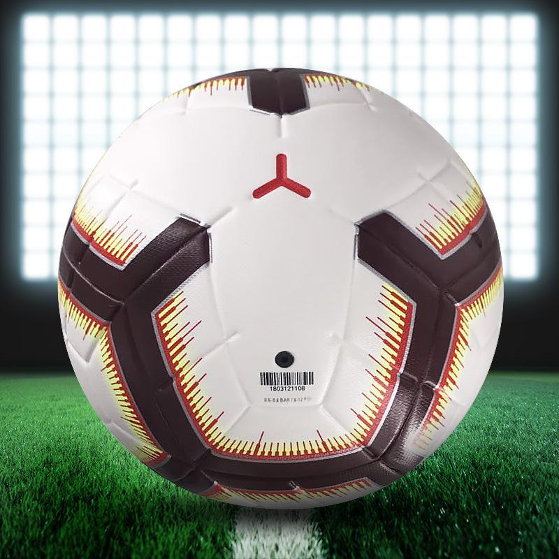 最大69 Offクーポン サッカー ボール 5号球 小学校 公式 試合 練習 サッカーボール 自主練 キッズ 中学 高校 一般 屋内外兼用 耐久性