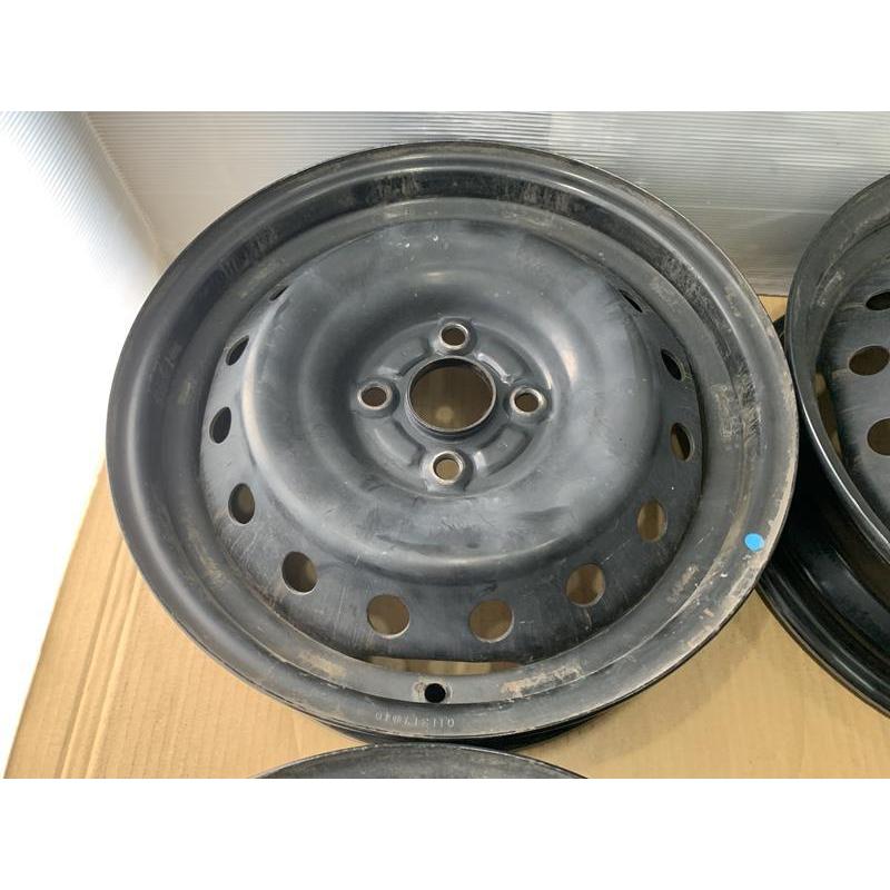 スイフト スズキ スイフト 純正スチールホイール 15 5j +40 ブラック