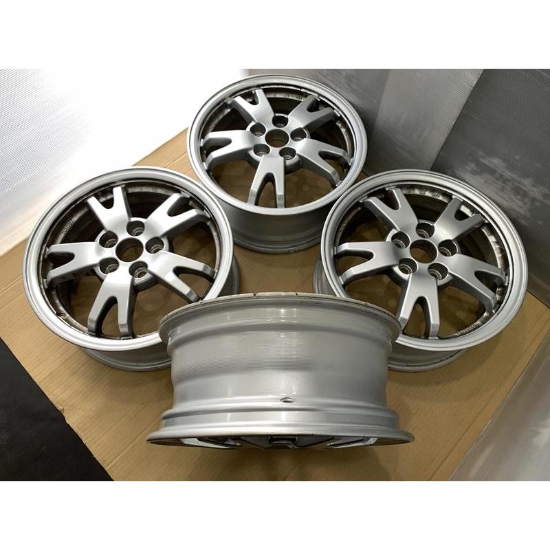 トヨタ 前期 30プリウス 純正アルミ 15 6j +45 シルバー 銀 5穴 トヨタ 前期 30プリウス 純正アルミ 15 6j +45 シルバー 銀 5穴