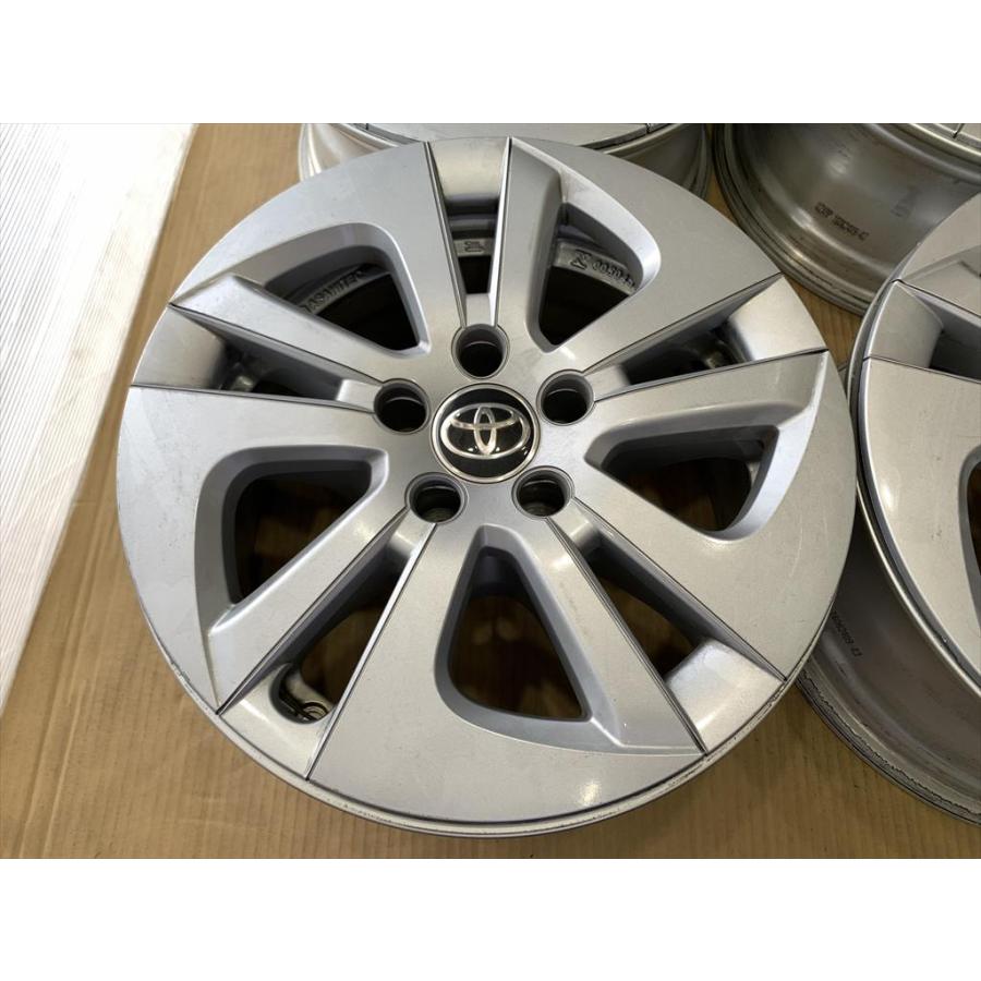 トヨタ（TOYOTA） TOYOTA 50プリウス 純正アルミホイール キャプセット
