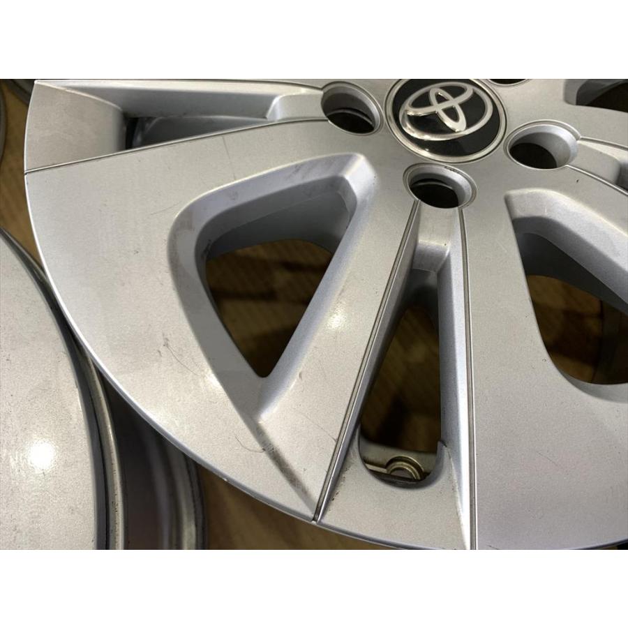 トヨタ（TOYOTA） TOYOTA 50プリウス 純正アルミホイール キャプセット