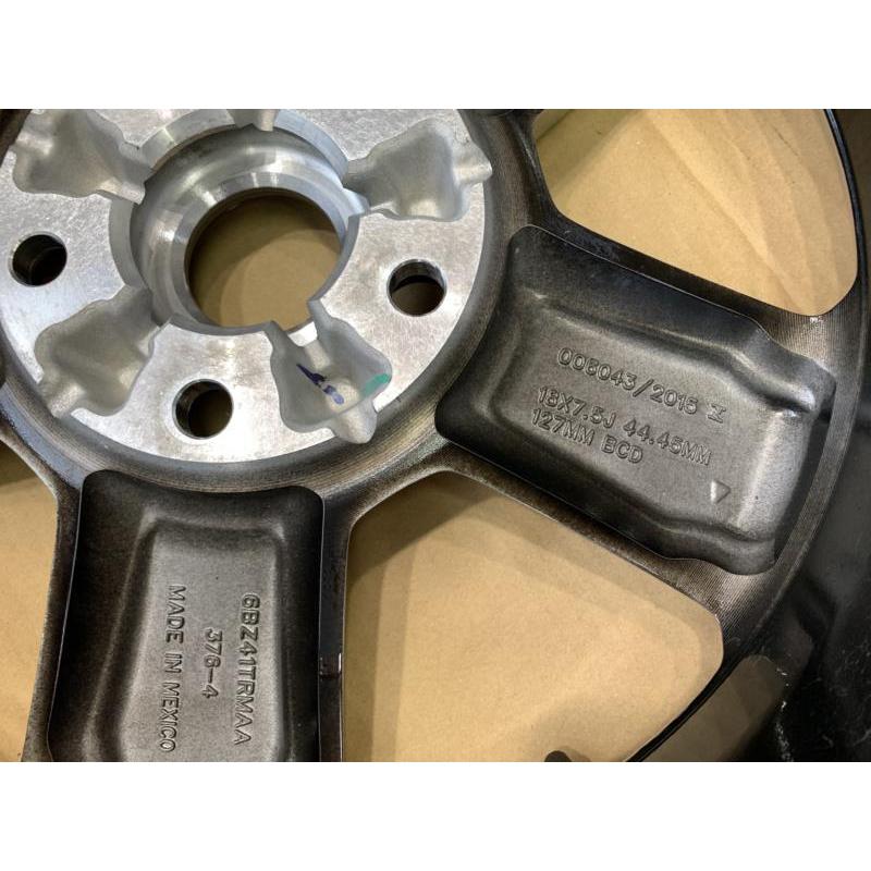 Jeep（ジープ） 1本 2021年 ラングラー 純正 18 7.5j +44.45 ガンメタ
