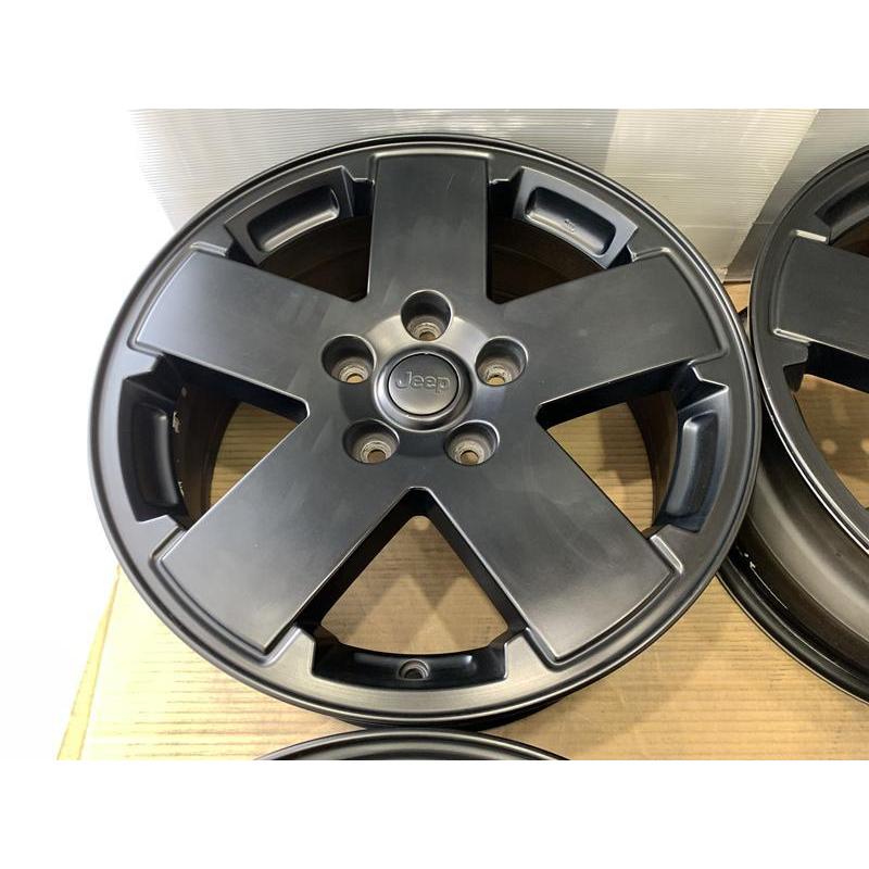 No3 Jeep jkラングラー 純正ホイール　17インチ 黒塗装　5本セット ヨコハマタイヤ（YOKOHAMA TIRE） 背面用付き（5本セット）JL JK
