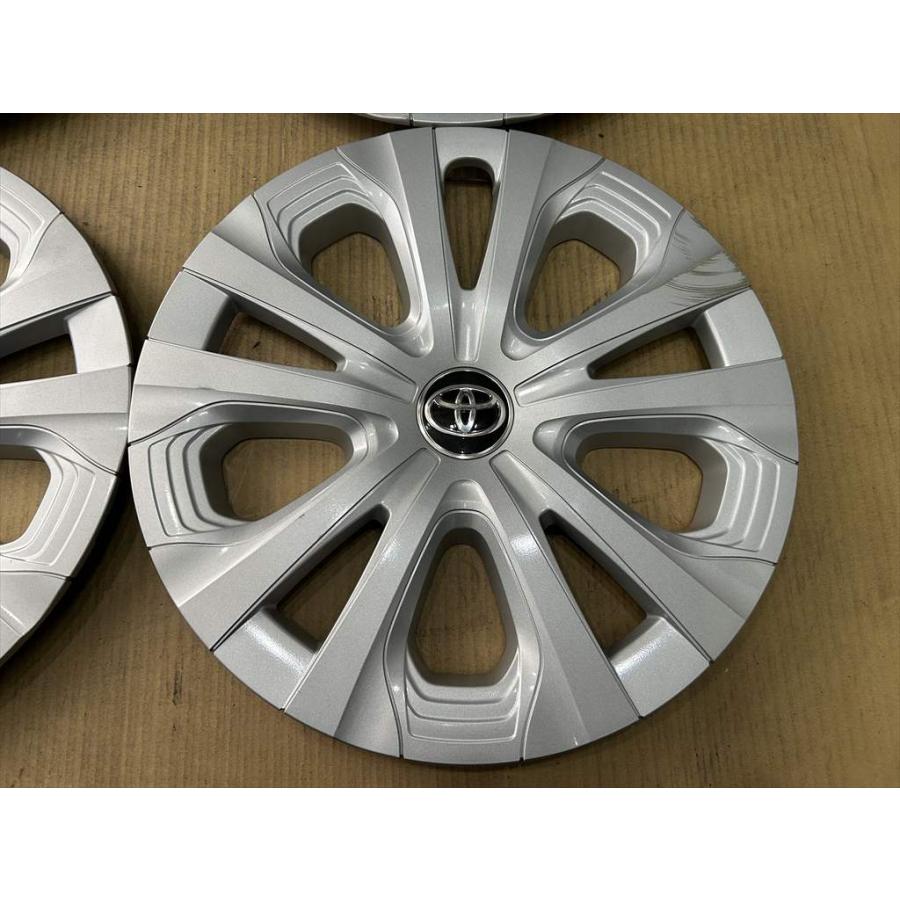 プリウス 4枚 TOYOTA 50 後期 PRIUS 純正ホイールキャップ 15インチ