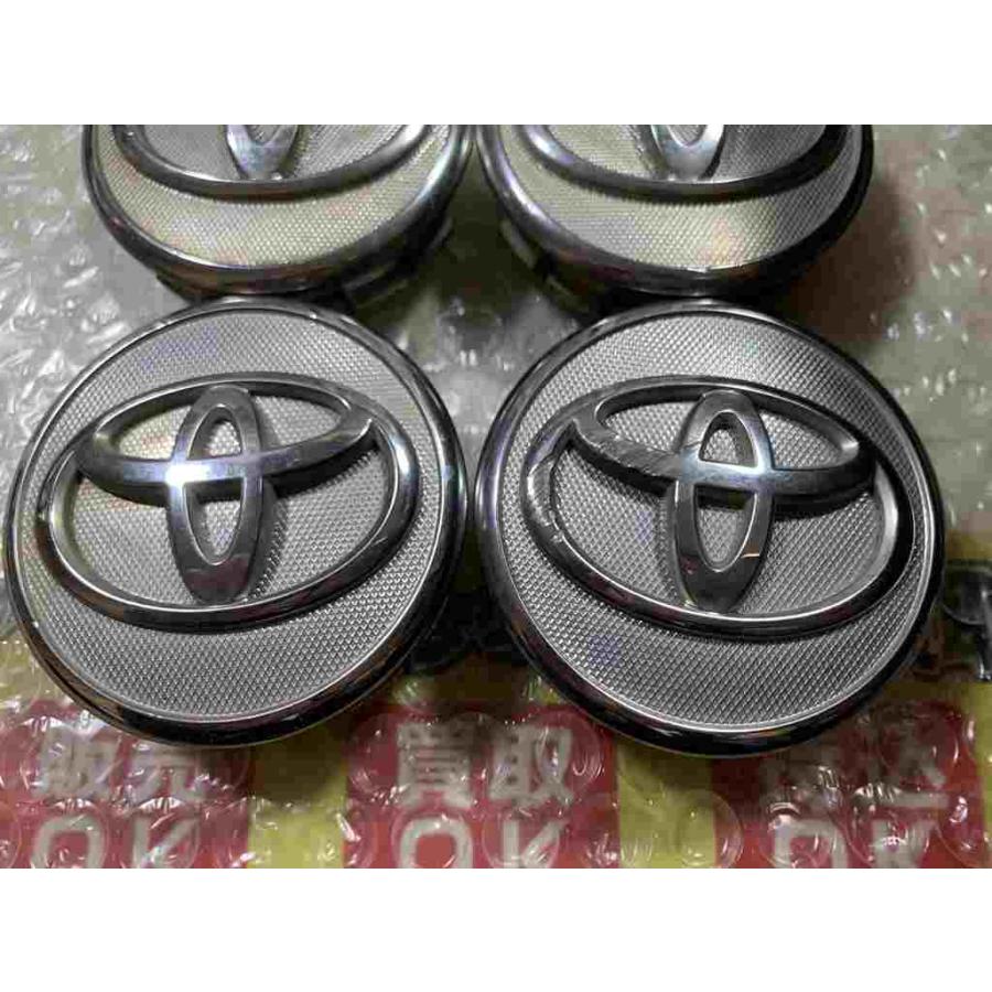 プリウス 4枚 TOYOTA ハブ径54使用 センターキャップ 2886 ポリッシュ