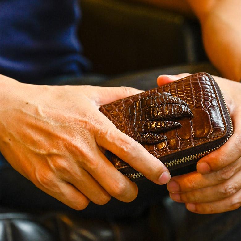 クロコダイル　ワニ革　カードケース 楽天市場】【毎日発送(平日)☆本革】爪付きクロコダイル革カードケース