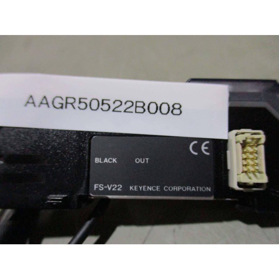 中古 KEYENCE FS-V22 ファイバーセンサーアンプ(AAGR50522B008