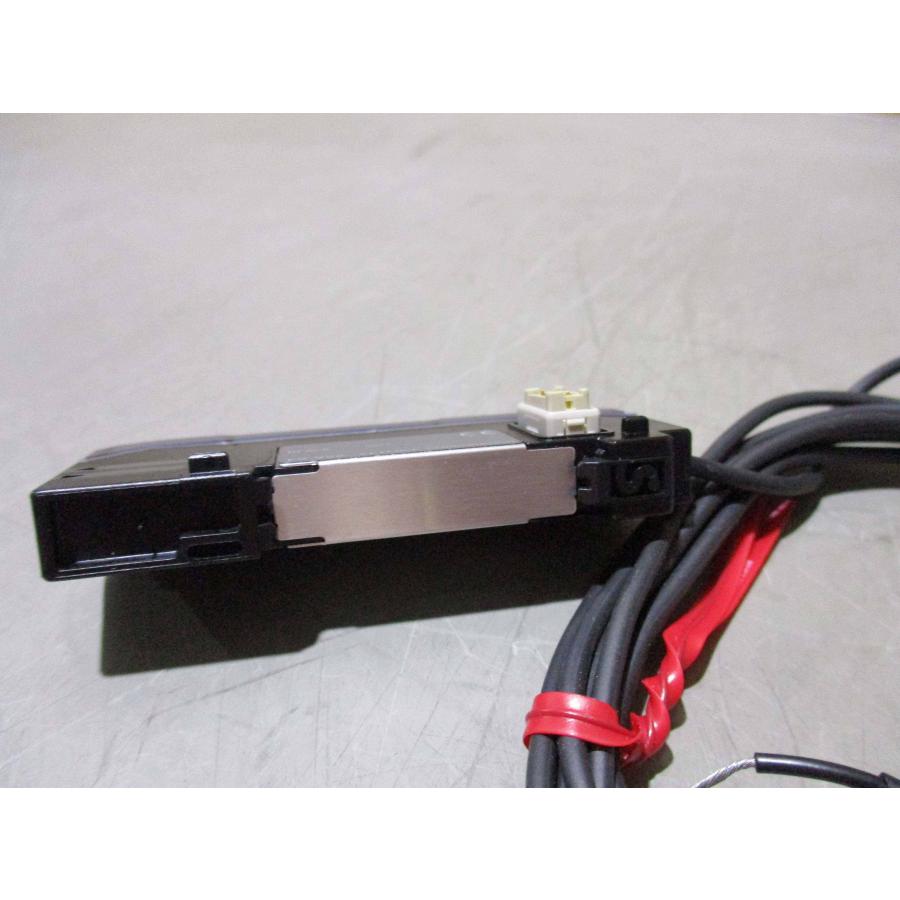 中古 KEYENCE FS-V22 ファイバーセンサーアンプ(AAGR50522B008