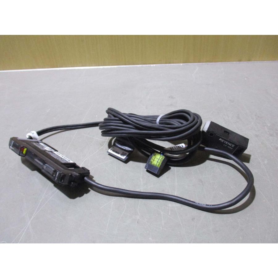 中古 KEYENCE LV-S62/LV-11SB 小型デジタルレーザセンサ ヘッド 中古 KEYENCE LV-S62/LV-11SB 小型デジタルレーザセンサ ヘッド