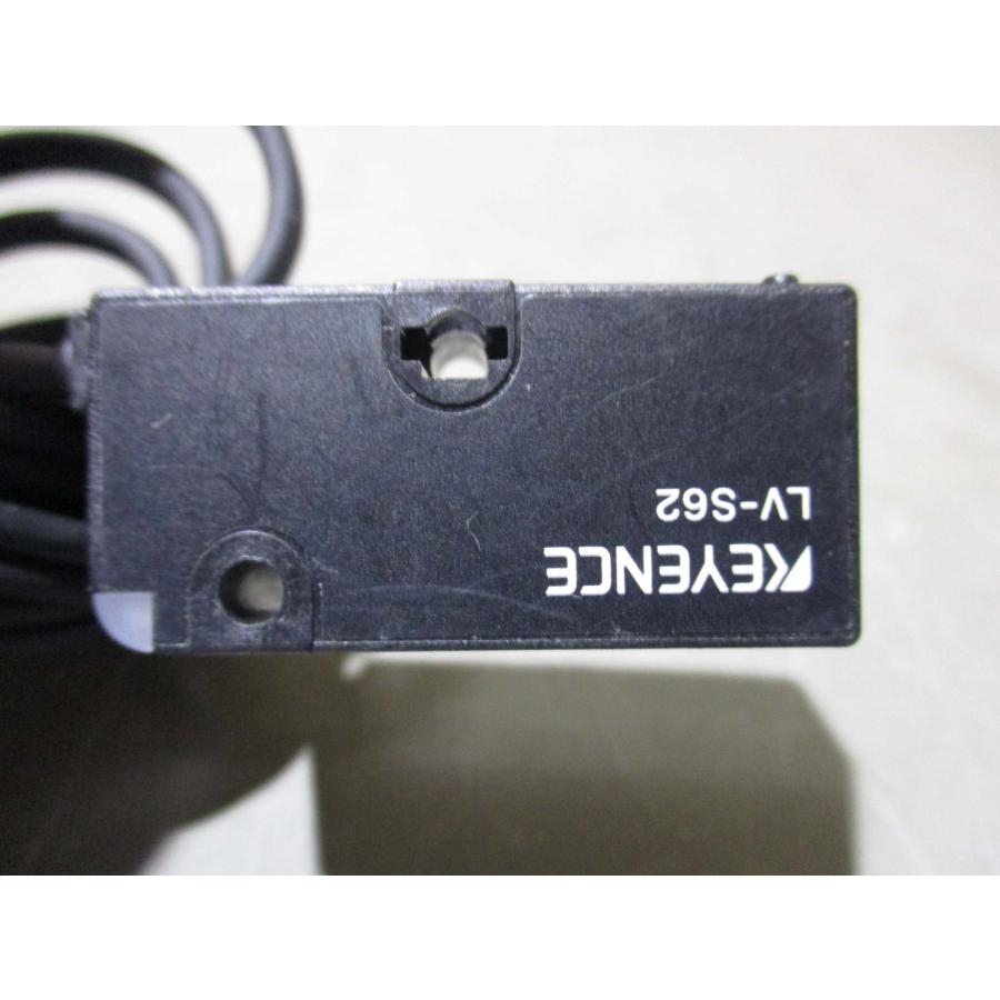 中古 KEYENCE LV-S62/LV-11SB 小型デジタルレーザセンサ ヘッド 中古 KEYENCE LV-S62/LV-11SB 小型デジタルレーザセンサ ヘッド