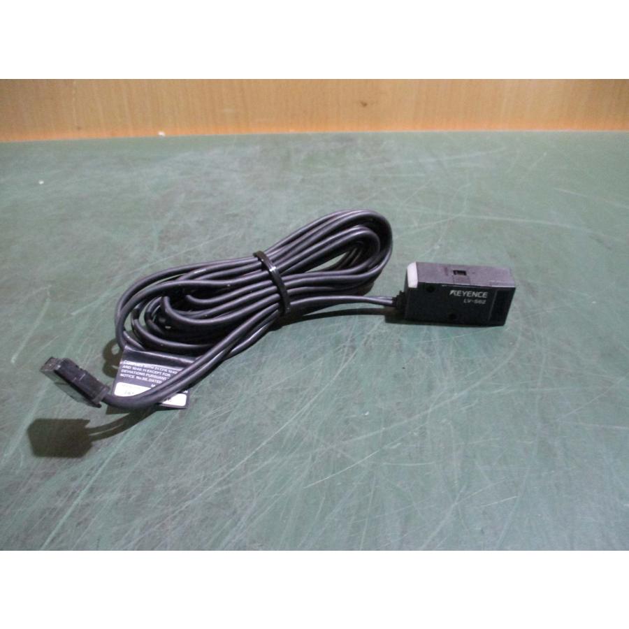 中古 KEYENCE LV-S62 小型デジタルレーザセンサ ヘッド(AAPR50522C195
