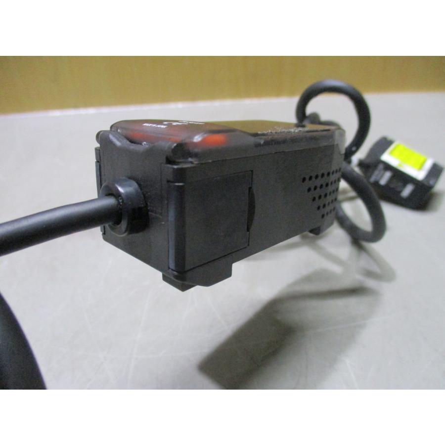 中古 OMRON ZX-SLD40 CMOSレーザ変位センサ (AAQR70820C105