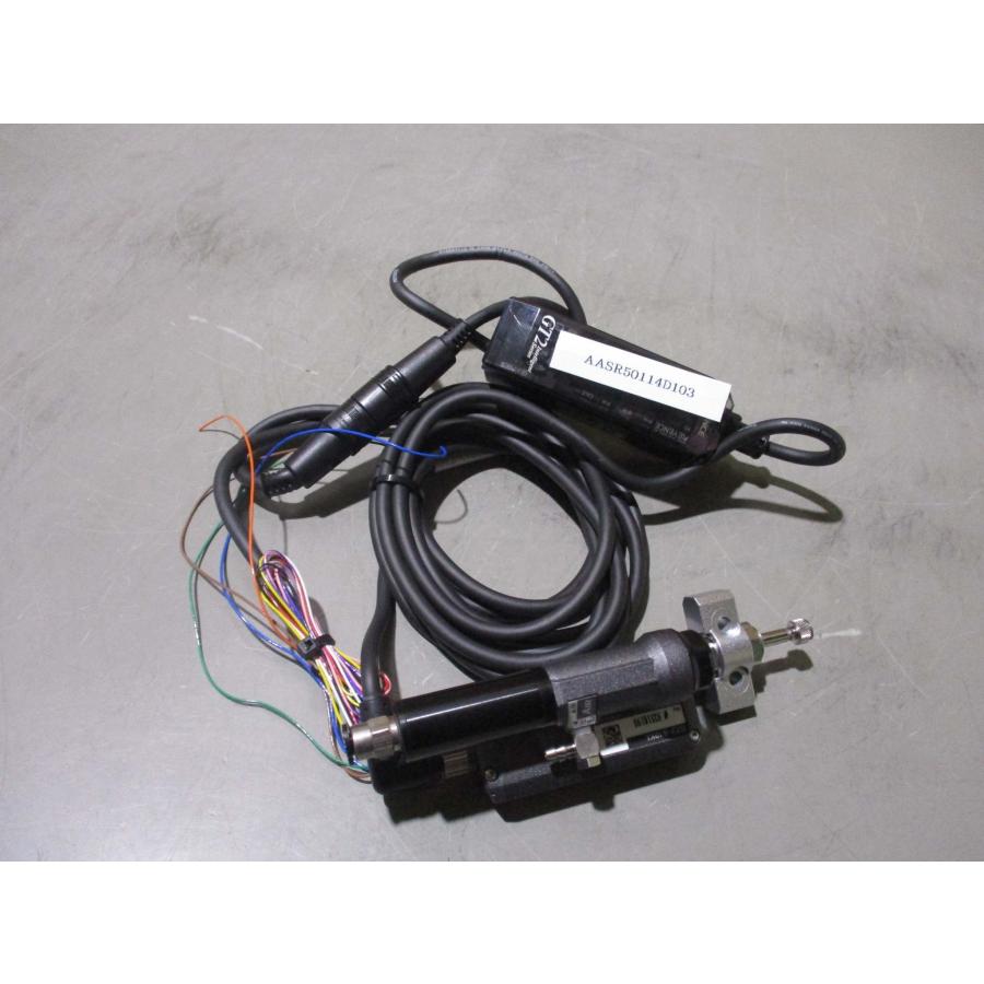 中古 KEYENCE GT2-A12KL 高精度接触式デジタルセンサ GT2 中古 KEYENCE GT2-A12KL 高精度接触式デジタルセンサ GT2