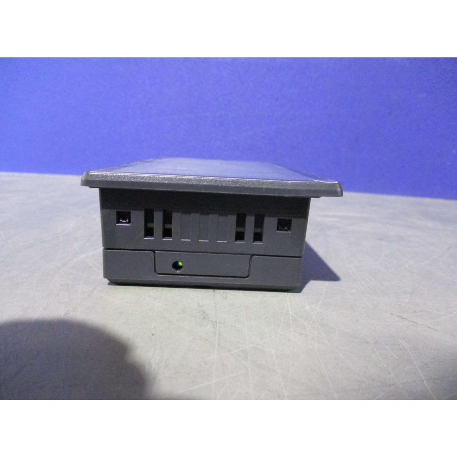 中古 KEYENCE VT3-W4T タッチパネル 通電OK (DAWR60124D068