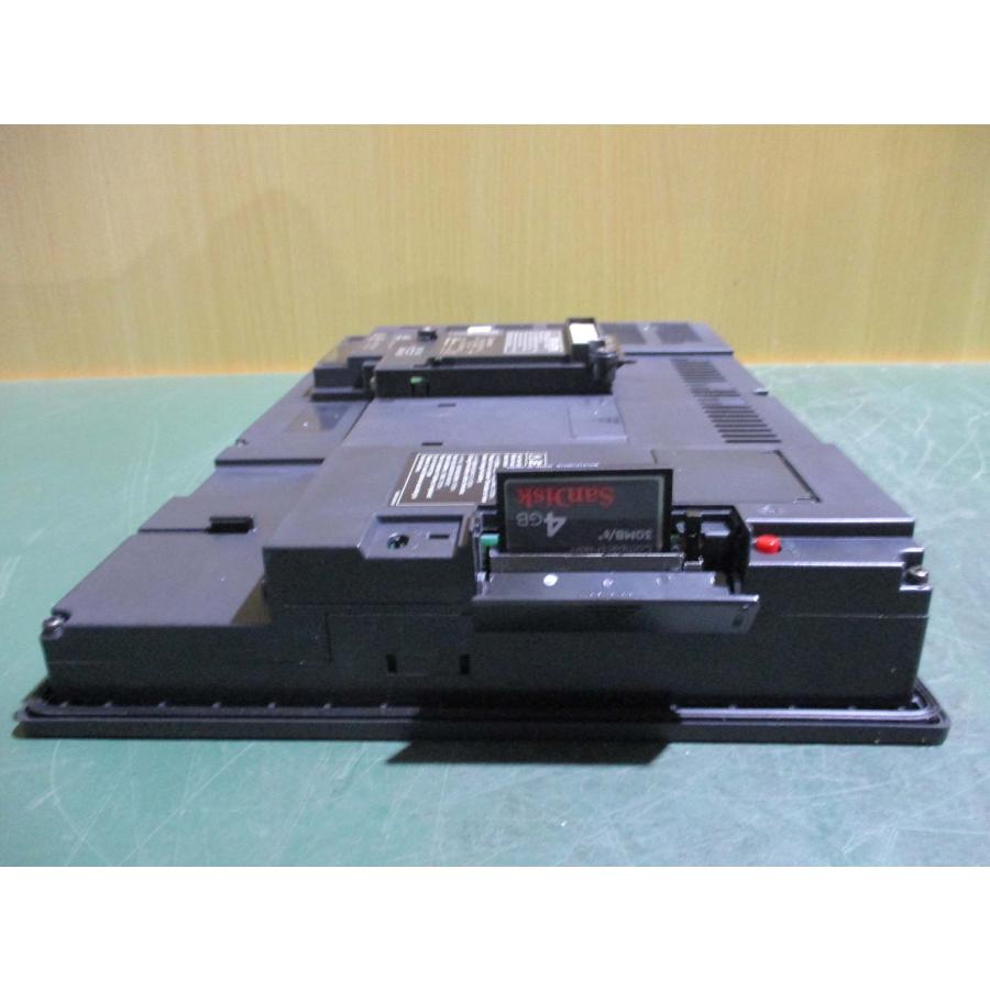 中古 MITSUBISHI GT1685M-STBA 110-240VAC 50/60Hz +UNIT GT15-QBUS