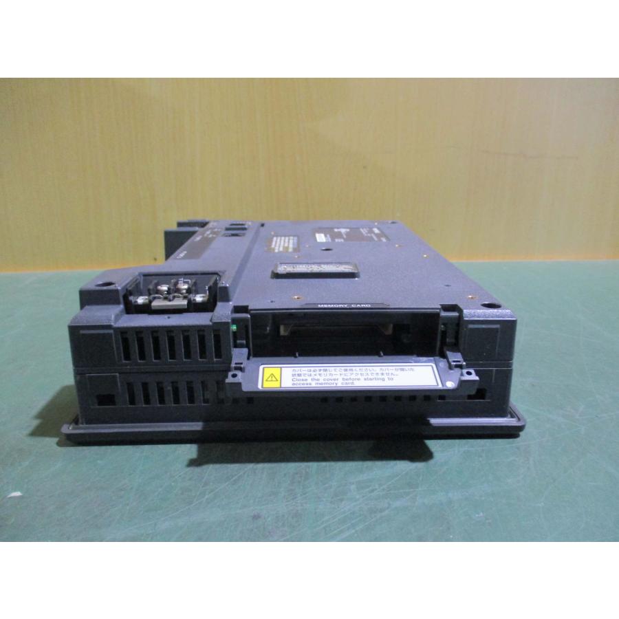 中古KEYENCE TOUCH PANEL VT3-V8 通電OK(DAZR50320D089