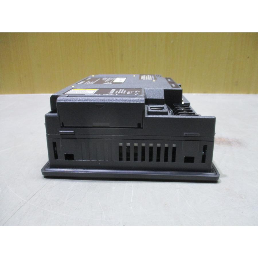 中古 KEYENCE VT3-Q5TA TOUCH PANEL DISPLAY 通電OK (DBFR80224D032
