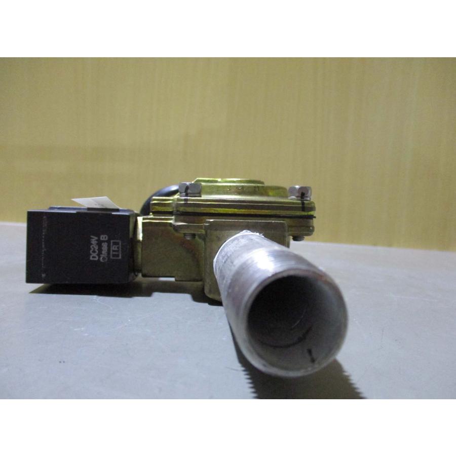 中古 SMC パイロット型2ポートソレノイドバルブ VXD2140