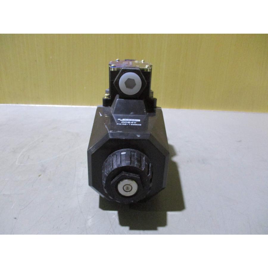 中古 TOKIMEC DG4V-5-6C-M-P7L-H-7-40 DIRECTIONAL CONTROL VALVE (EAQR60711C013)_1