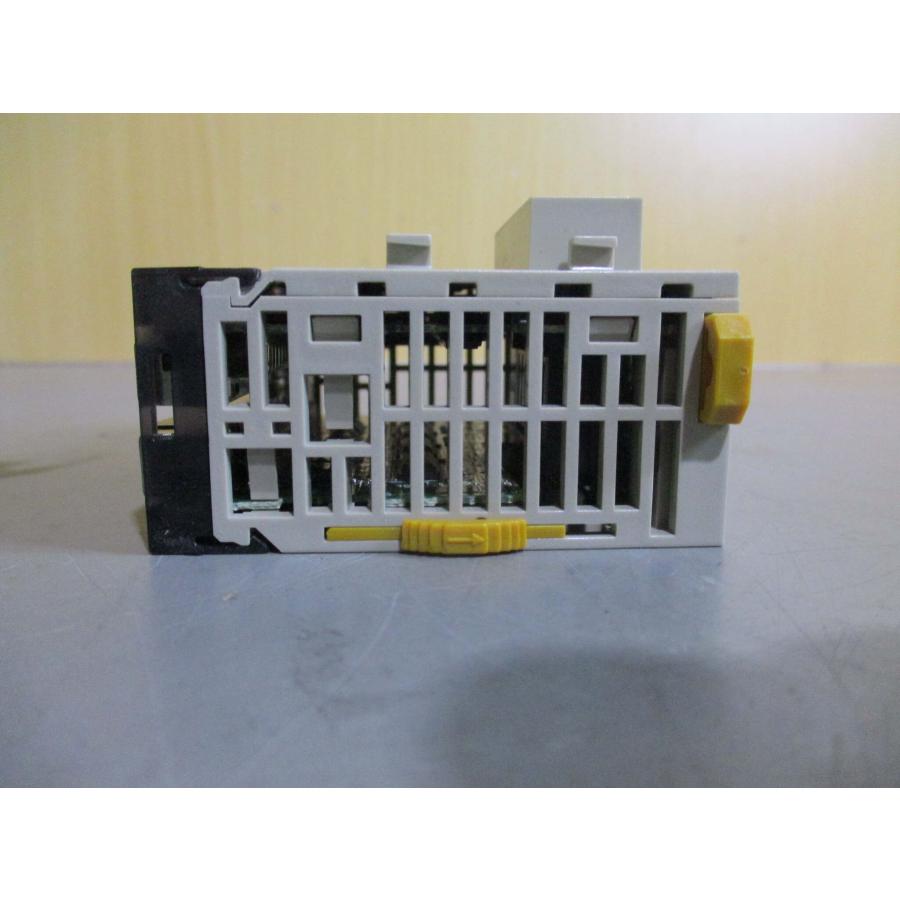 新古 OMRON CJ1W-OD261 PLC OUTPUT UNIT 24VDC(EATR60709C044