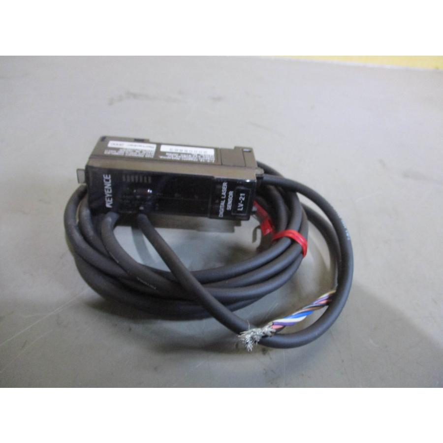 新古 KEYENCE LV-21 デジタルレーザセンサ (EATR60711B008