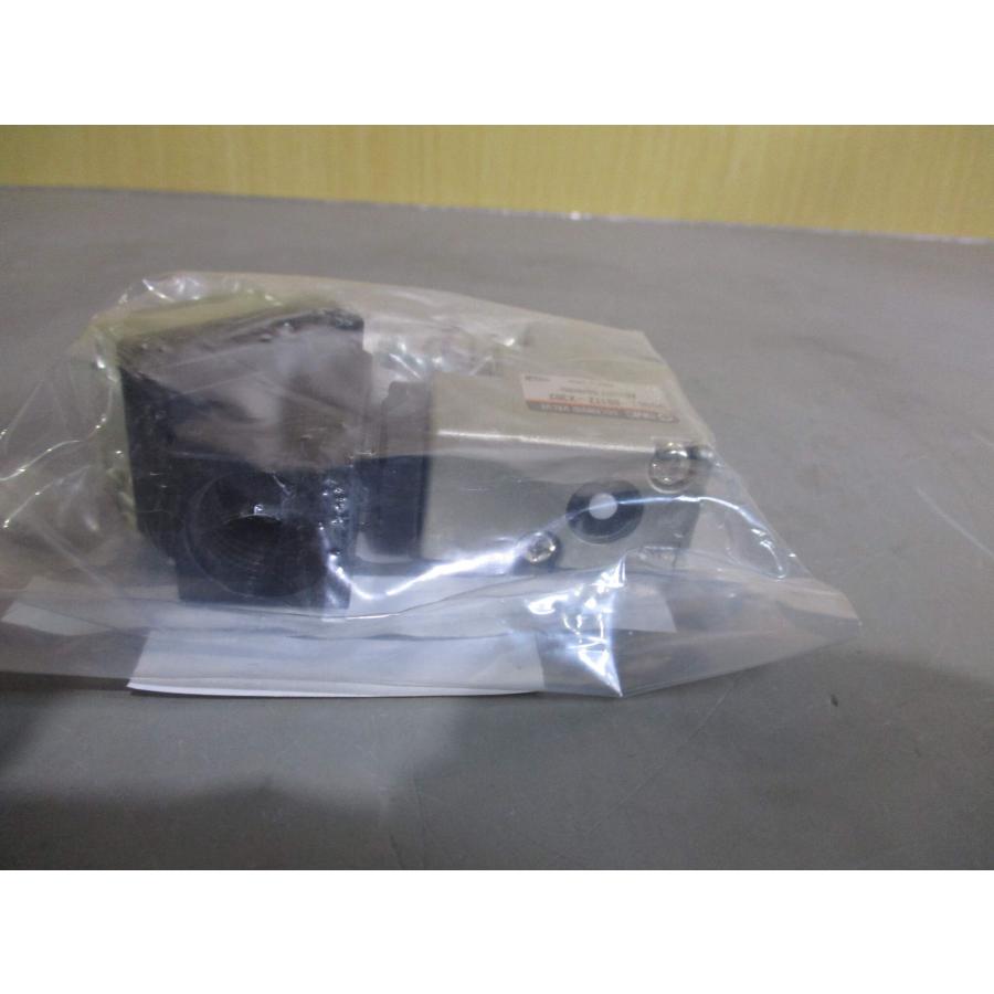 新古 SMC VO301-001TZ-X302 バルブ付シリンダ用電磁弁 (EBMR61026E072