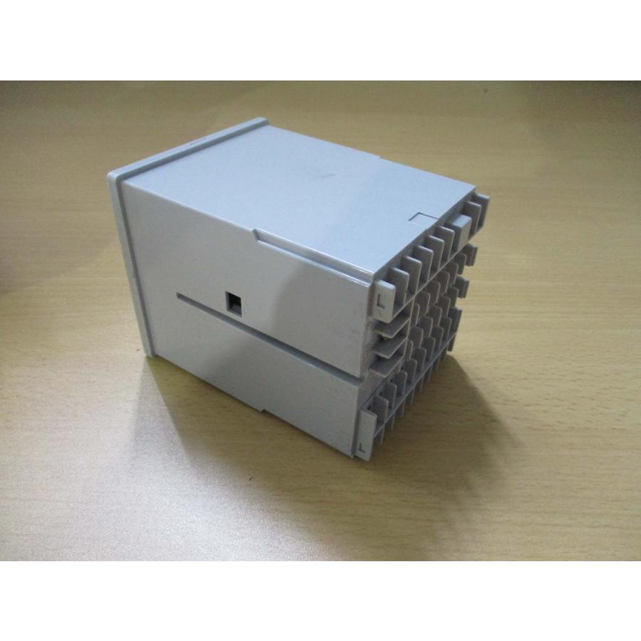 中古 CHINO デジタル指示調節計 DB1000B(DB1020B000-G0A