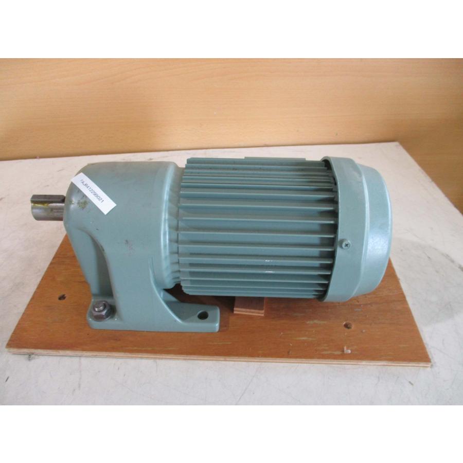 中古 TSUBAKI GEAR MOTOR GMTA040-24L10 3PHASE-0.4KW-4P 200 中古 TSUBAKI GEAR MOTOR GMTA040-24L10 3PHASE-0.4KW-4P 200