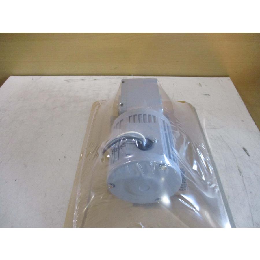 新古 NISSEI GTRギアモータ 3-PHASE INDUCTION MOTOR F3SM-20-25-T010