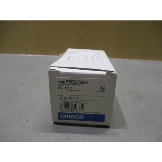 新古 Omron E5C2-R20K 電子温度調節器 (FAXR61125B118
