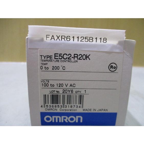新古 Omron E5C2-R20K 電子温度調節器 (FAXR61125B118