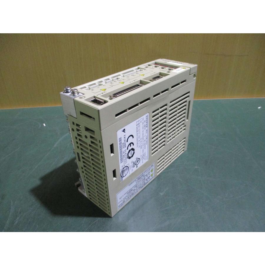 新古 YASKAWA SGDM-04ADA ACサーボパック 200V(FBFR50324C010