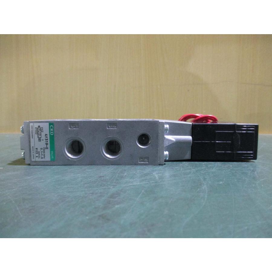 中古CKD 4Fシリーズ 空気圧バルブ パイロット式5ポート弁 4F319