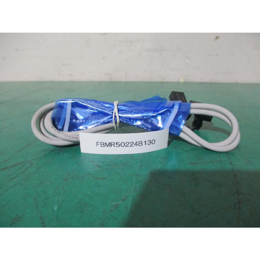 中古SMC BQ5-032 Auto-switch Bracket /有接点オートスイッチ 中古SMC BQ5-032 Auto-switch Bracket /有接点オートスイッチ