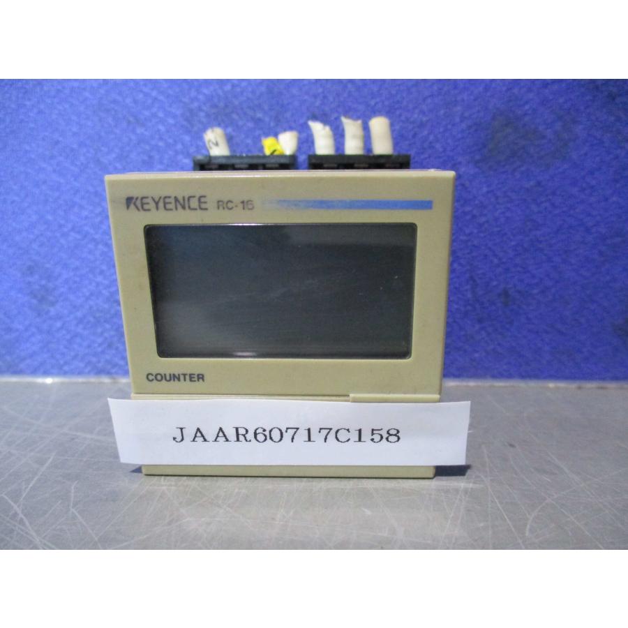 中古 KEYENCE RC-16 小型電子カウンタ (JAAR60717C158