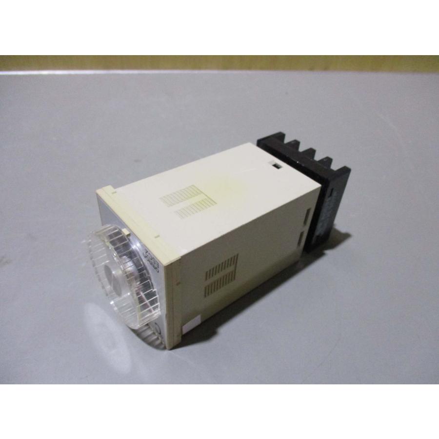 中古 Omron E5C2-R20K 電子温度調節器 (JABR41114C025
