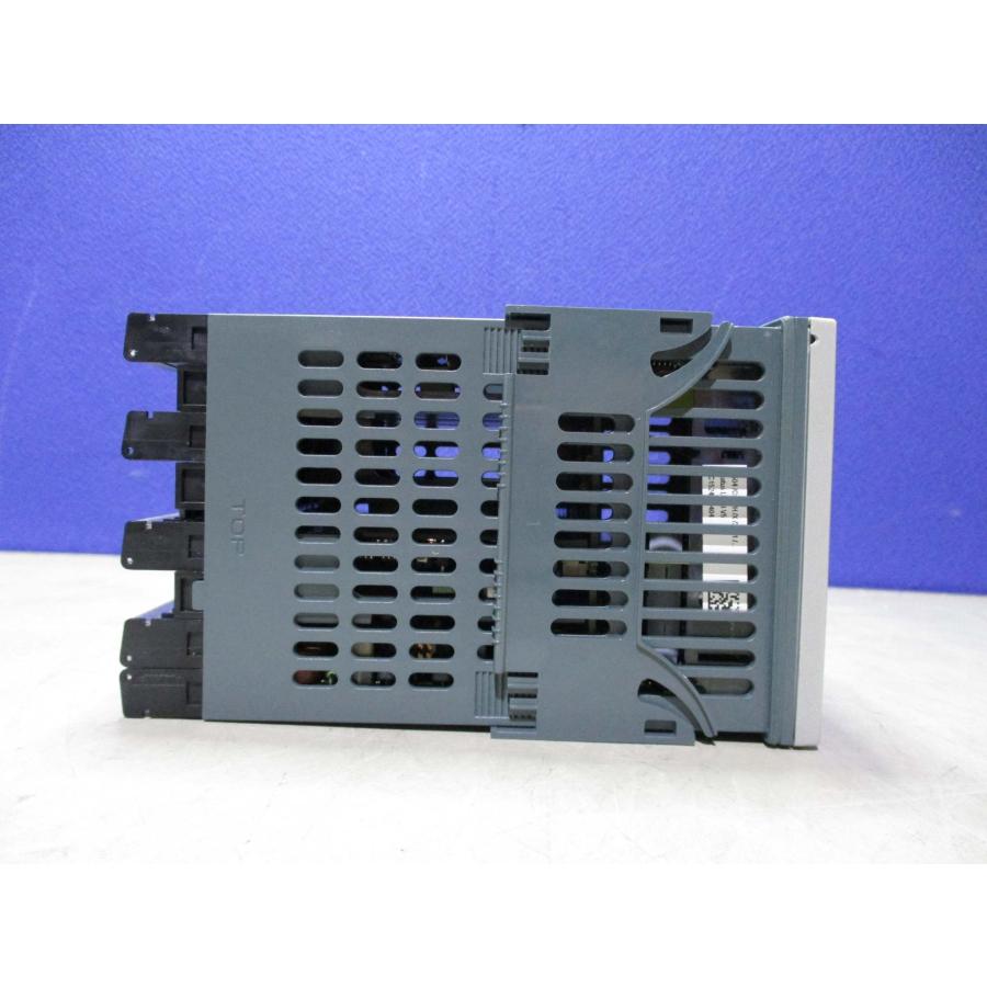 中古Eurotherm 3504 Process Controller 通電確認(JAER51009C053 中古Eurotherm 3504 Process Controller 通電確認(JAER51009C053
