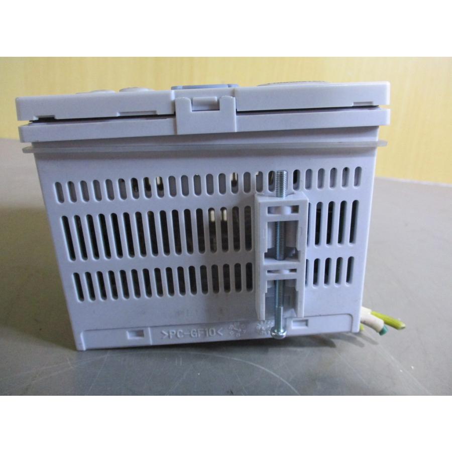 中古YOKOGAWA UT35A デジタル指示調節計 通電OK(JAER70228C159)