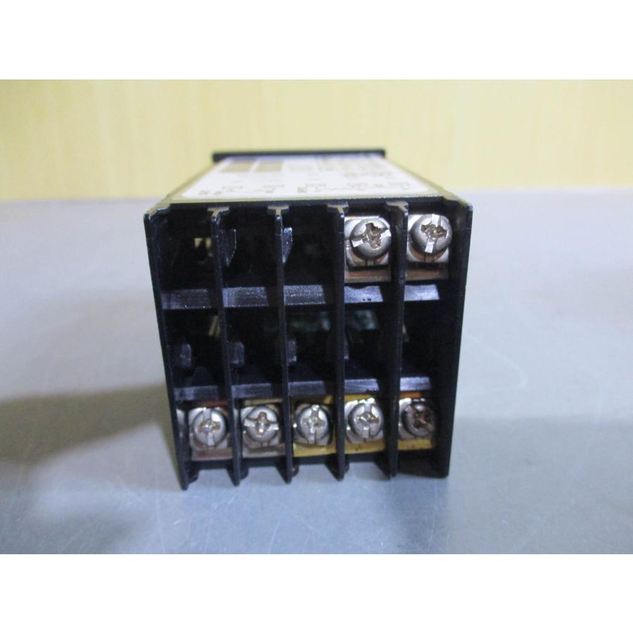 中古 CHINO デジタル調節器 LT830 LT83010000-00A 中古 CHINO デジタル調節器 LT830 LT83010000-00A