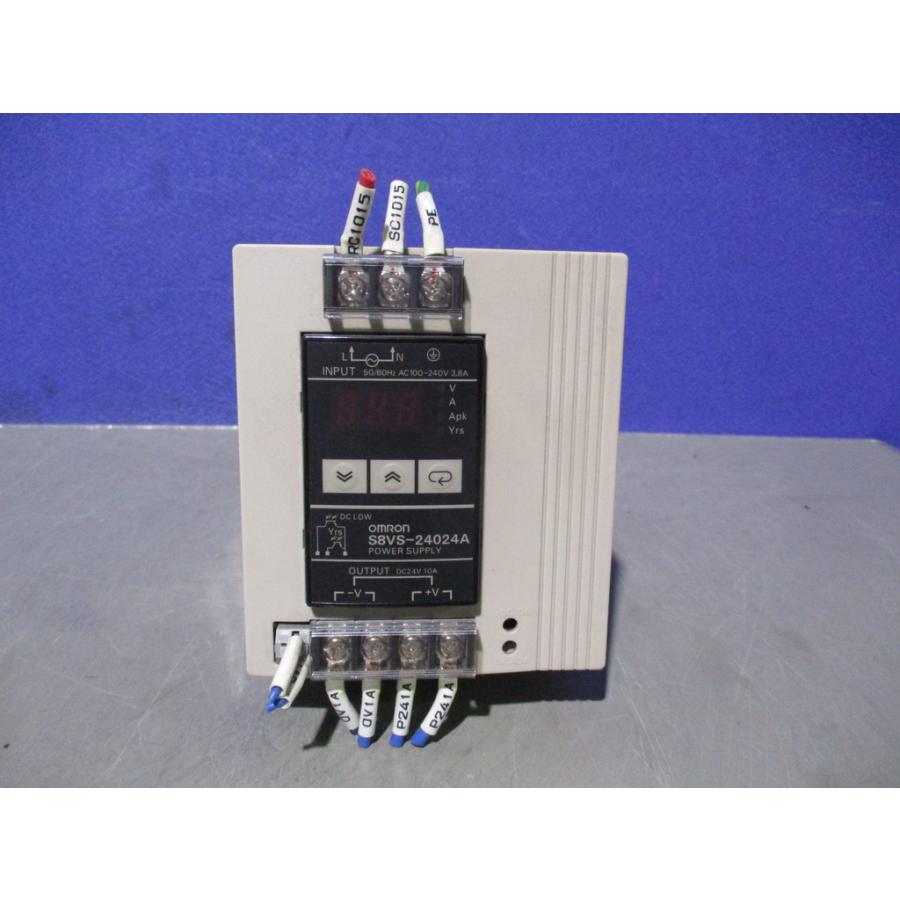 中古 OMRON スイッチング・パワーサプライ S8VS-24024A/ED2