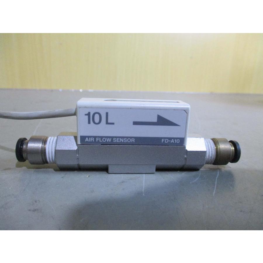 中古 KEYENCE FLOW SENSOR FD-V40/ FD-A10 流量センサ アンプ 