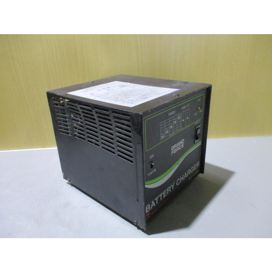 中古ZLC12-15A ジーエス・ユアサ EB電池専用充電器 中古ZLC12-15A ジーエス・ユアサ EB電池専用充電器