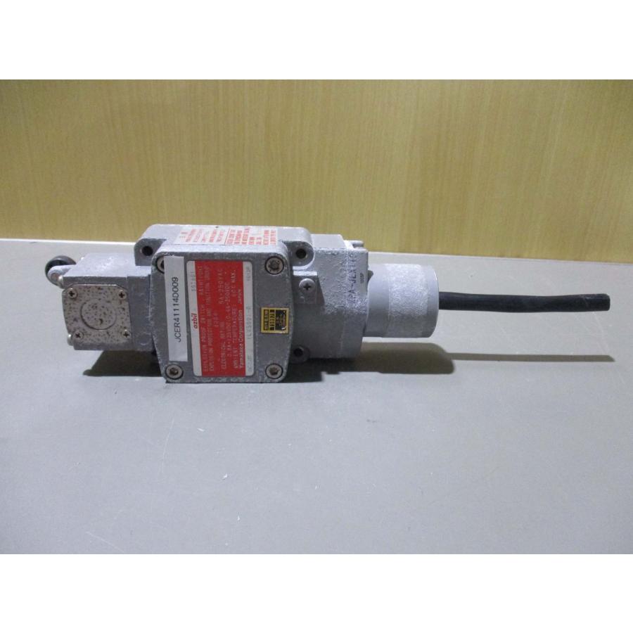 中古 AZBIL 1LX5001-Rタテ形防爆リミットスイッチ(JCER41114D009 中古 AZBIL 1LX5001-Rタテ形防爆リミットスイッチ(JCER41114D009