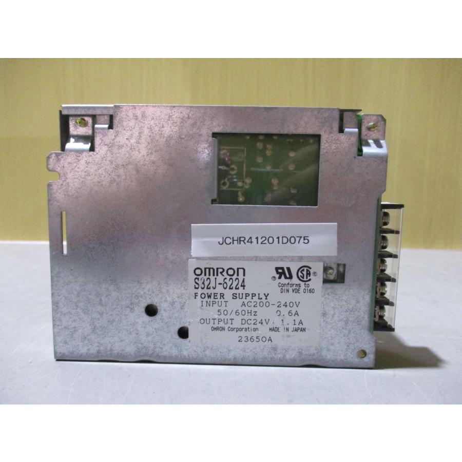 中古 OMRON S82J-6224 パワーサプライ AC200- 240V 0.6A DC 24V 1.1A