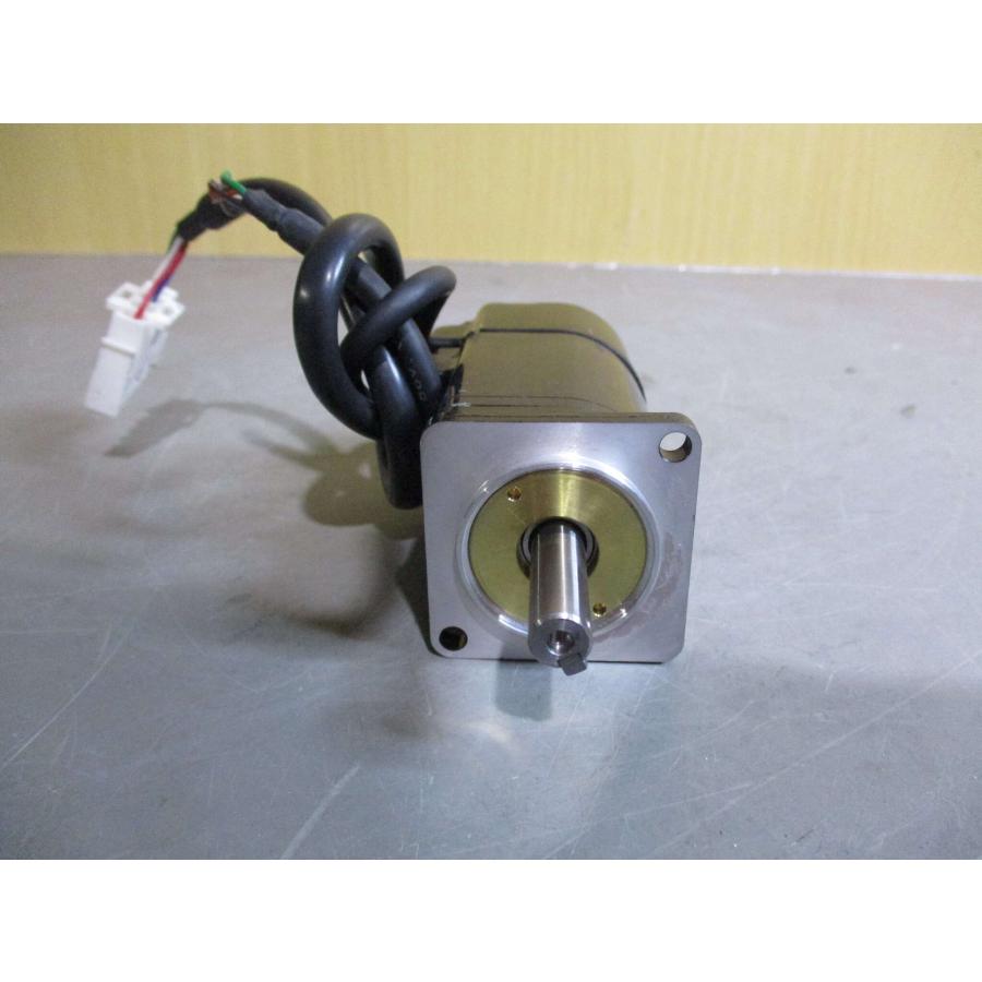 中古 YASKAWA AC SERVO MOTOR SGMAH-01A1A61 サーボモーター 100W