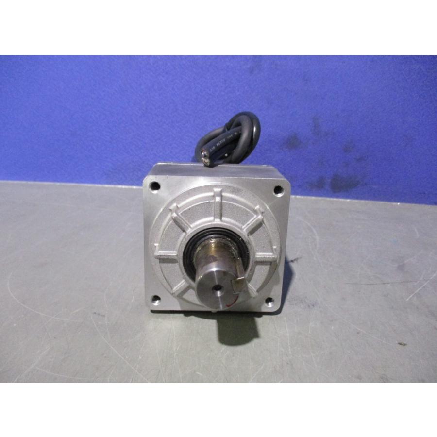 中古 YASKAWA SGMAV-04A3A21 AC SERVO MOTOR/VRSF-5C-400