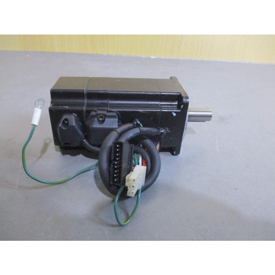 Servomoteur AC SANYO DENKI Avec Frein R2AA06020FCH11M 200W 200V - Occasion Fonctionnel